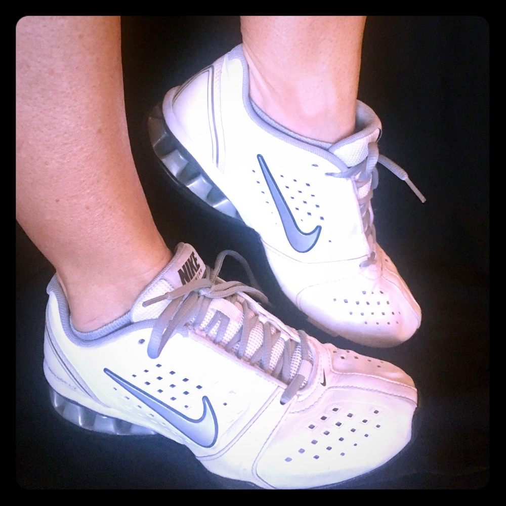 Nike Reax Rockstar Women Cross Training Shoe Train